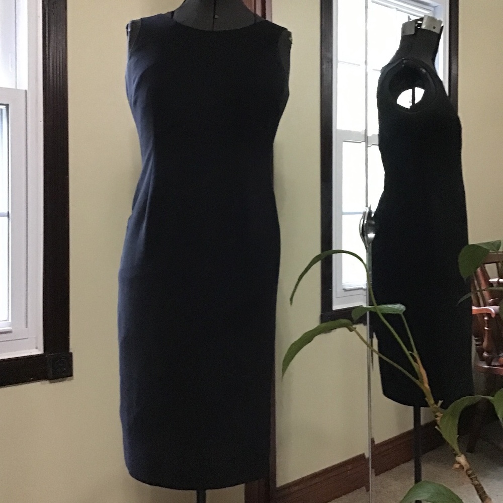 Black Hourglass Dress/Jones Studio 4